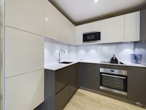 kitchen - click for photo gallery